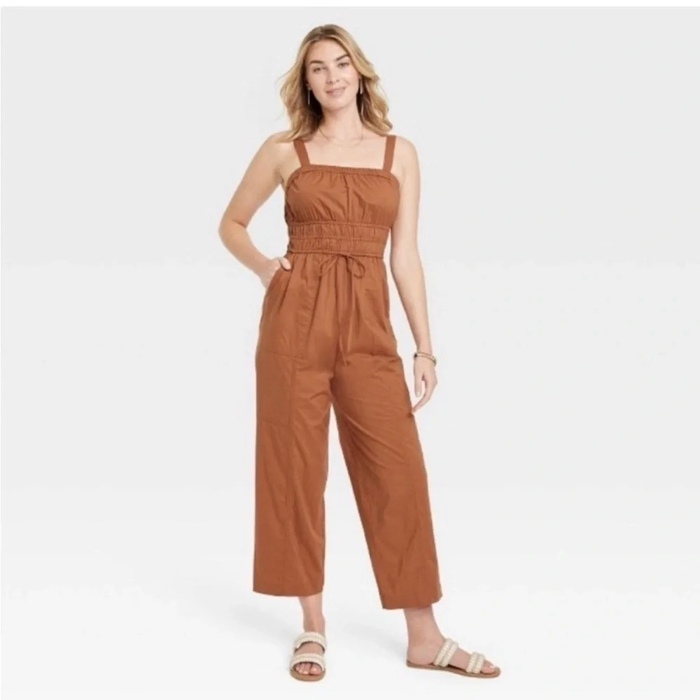 Universal Thread Cropped Rust Jumpsuit/Romper Sz S - Picture 1 of 11
